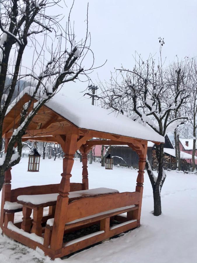 Вилла Domeniul Horj Casa Din Cires Мойсей Экстерьер фото